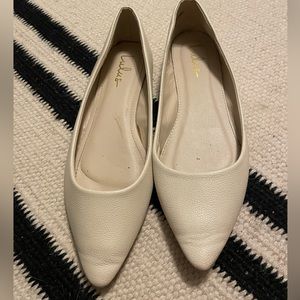 Cream colored Lulus flats